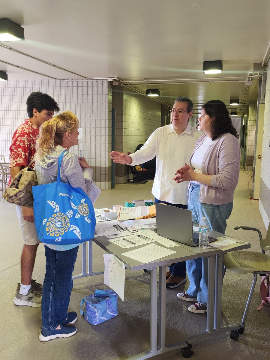 ConsulmexSFO's tweet photo. En actividad de Consulado Móvil, en Hawái que es parte de la circunscripción de @ConsulmexSFO, brindamos hoy servicio de registro civil: actas de nacimiento y doble nacionalidad. ¡Felicidades a las/los nuevos mexicanas y mexicanos! @SRE_mx @MarcoAMena https://t.co/Sf5s2AQja5