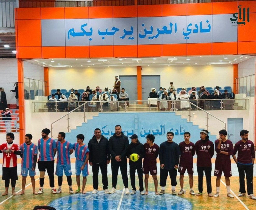 AreenClub's tweet photo. برعاية محافظ #ظهران_الجنوب حقق فريق الزعيم بطولة الدورة الرمضانية لكرة القدم للصالات والتي نظمها نادي #العرين وذلك بعد فوزة على فريق المرينجي بخمسة اهداف لثلاثة بضربات الترجيح ، وقدم المحافظ شكره لمنسوبي النادي على هذا التنظيم الرائع نثمناً الجهود الكبيرة التي بُذلت.
#أجاويد4 https://t.co/BytSlNOH5n