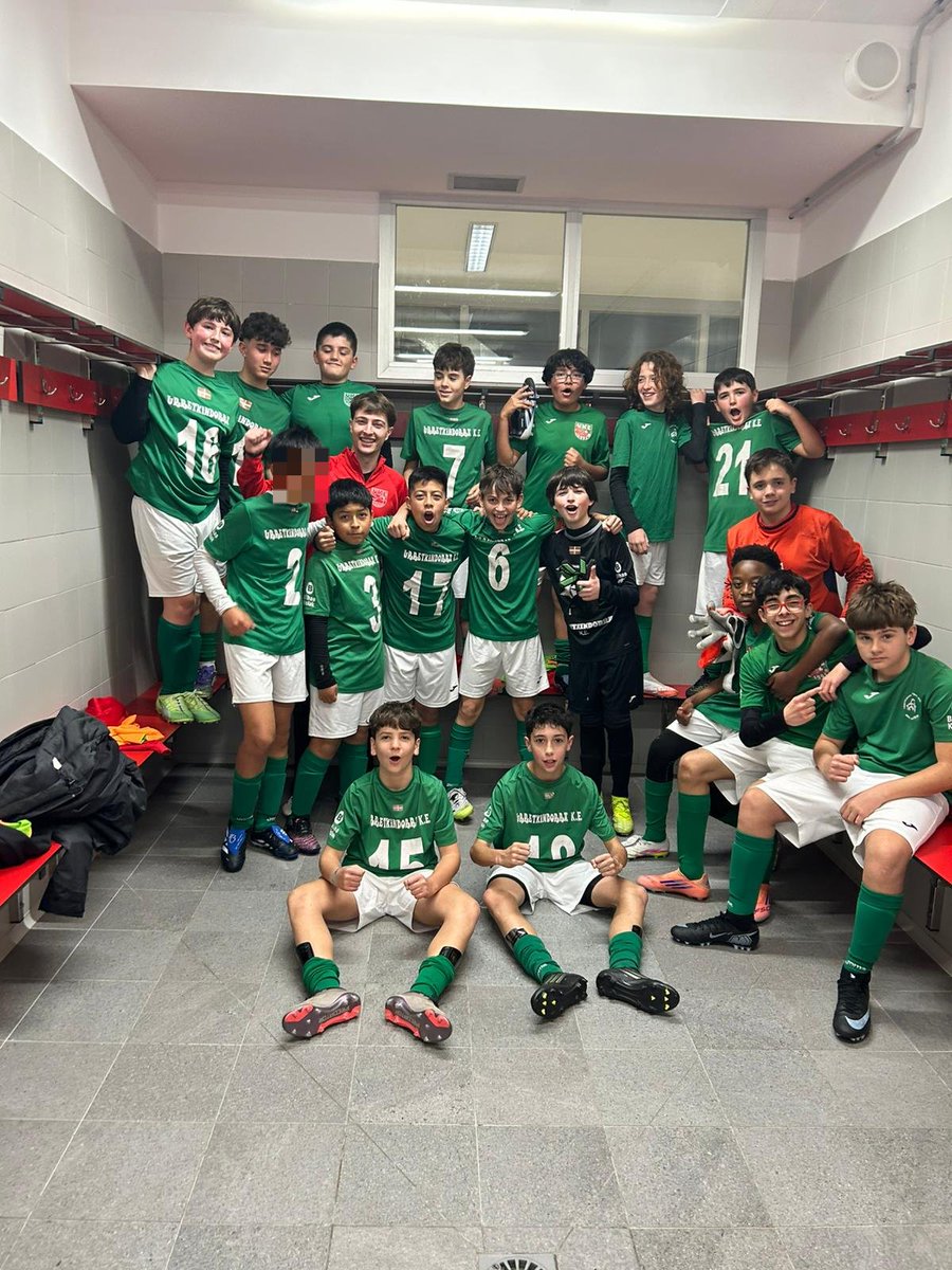 🚨Asteburu honetako emaitzak:
Jardunaldi ona izaten ari zen, baina pena Seniorraren eta Kadeteak B taldearen porrotak.
--------
Resultados de este fin de semana:
Estaba siendo una buena jornada, lástima las derrotas del Sénior y del Cadete B.

💚🤍