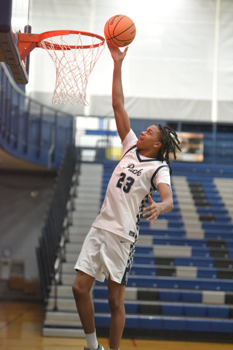 Oswego East Bball tweet media