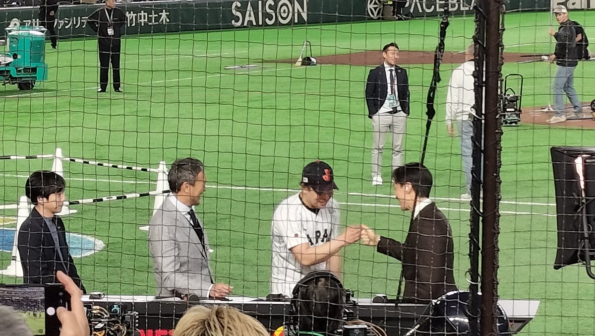 busaikuquest's tweet photo. 昨日も色々最高でした
WBCありがとう https://t.co/B8TFV89AtX