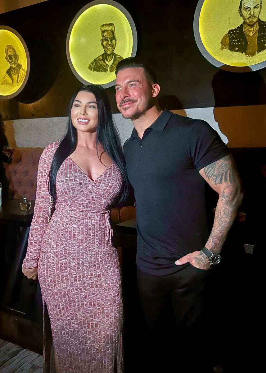 ✮ 𝗡 𝗢 𝗩 𝗔 ✮ tweet media