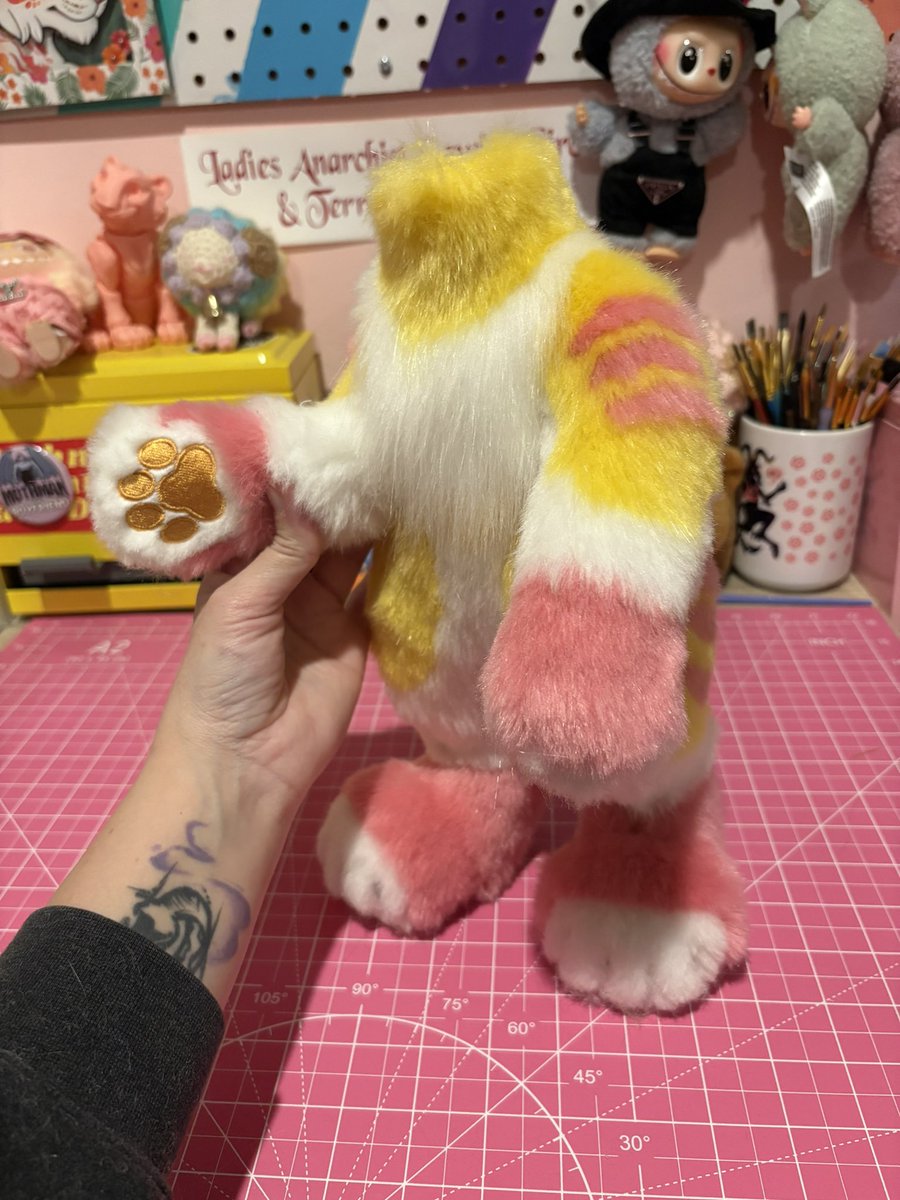 West’s Custom Creations tweet media