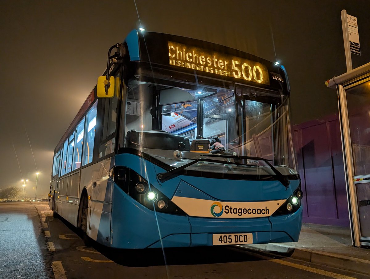 Emily Hornett 🚌 ✈️ 🏳️‍⚧️ tweet media