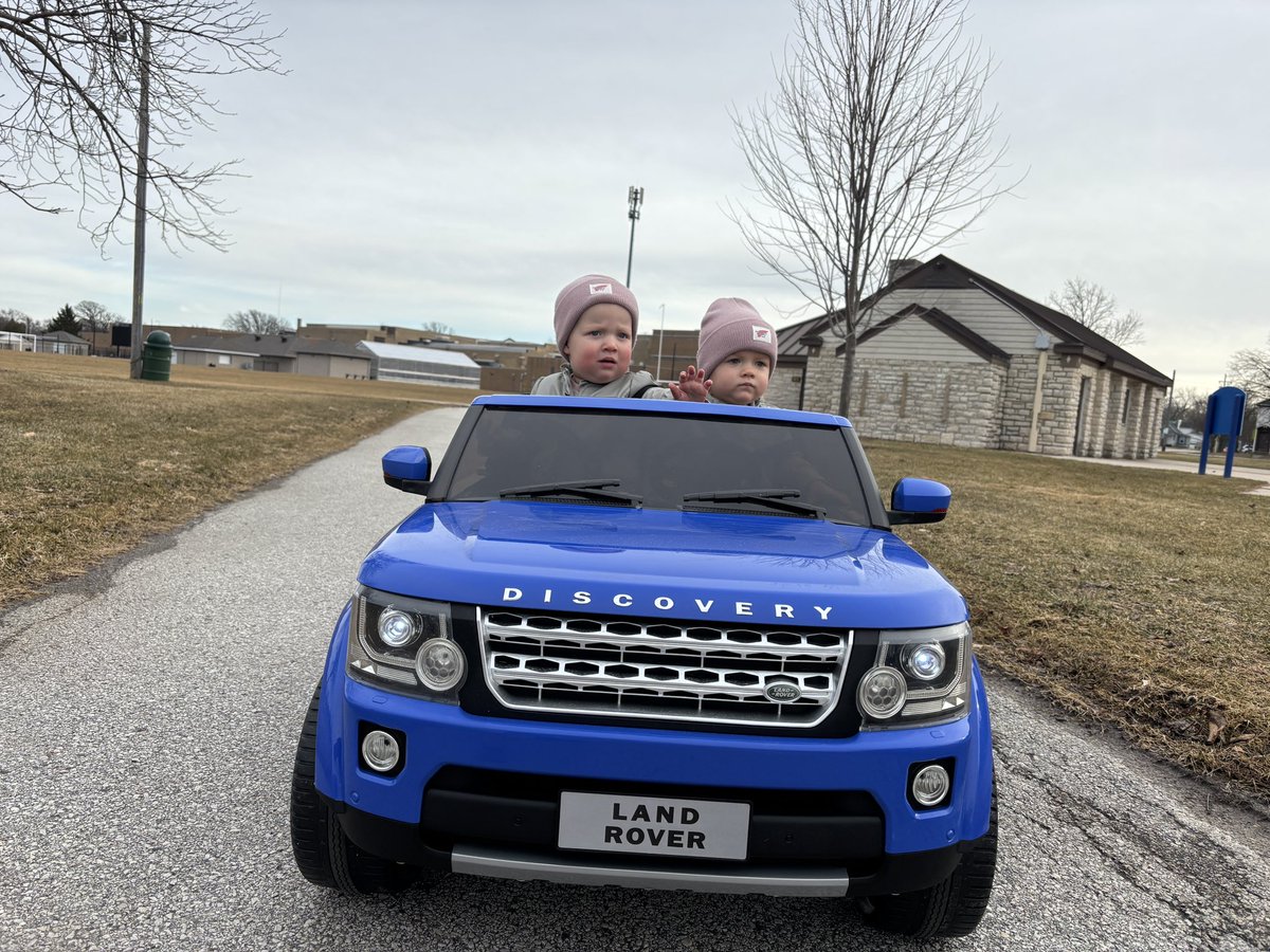 Andrea Hay tweet media