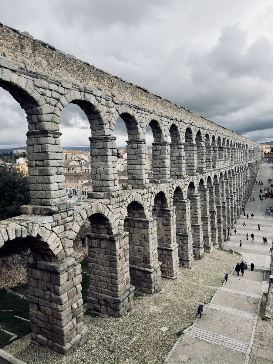 AcheronWyrd's tweet photo. Segovia es precioso. https://t.co/SjioyyFYXo