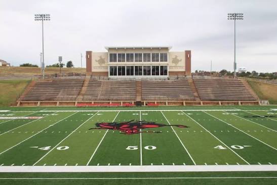 JacareG96's tweet photo. Blessed to receive a full ride offer to Northwestern Oklahoma State University @timwashington52 @coachbusby2 https://t.co/GzOxhWMeln