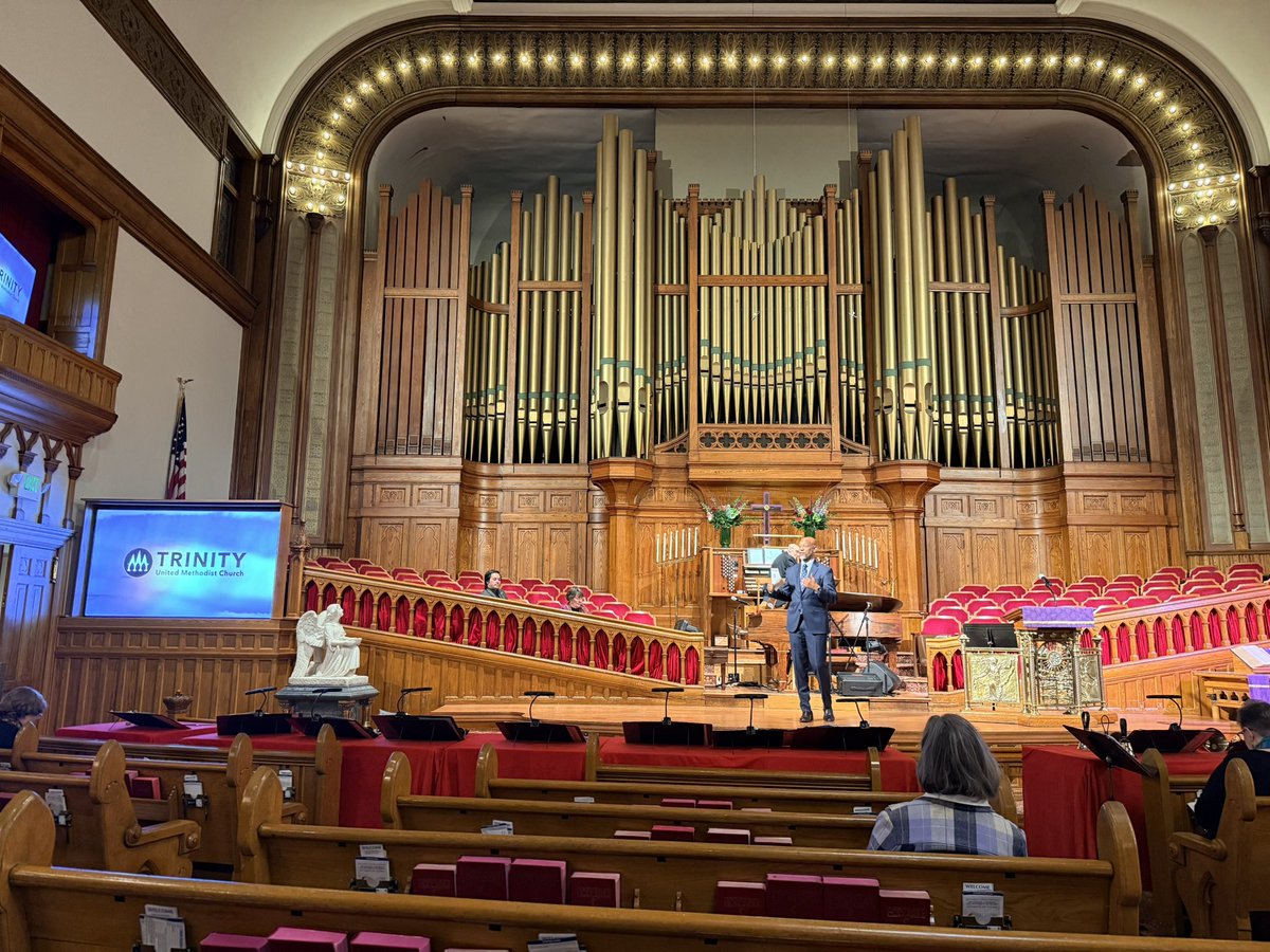 JonMetaverse's tweet photo. Sunday service in Trinity Church, Danver, Colorado https://t.co/16thfFhwlW