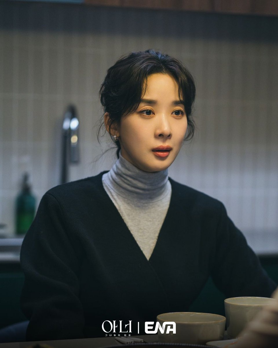 Channel_ENA's tweet photo. 정은채가 이상해....그녀의 이상 행보 과연 이유는 ⁉️

ENA월화드라마 #아너_그녀들의법정
매주 월.화 밤 10시 ENA  

#ENA #ENA드라마 #ENA월화드라마 #아너 #이나영 #LeeNayoung #정은채 #JungEunChae #이청아 #LeeChungah #연우진 #YeonWoojin #서현우 #SeoHyunwoo #최영준 #ChoiYoungJun https://t.co/xICvqVhhdj