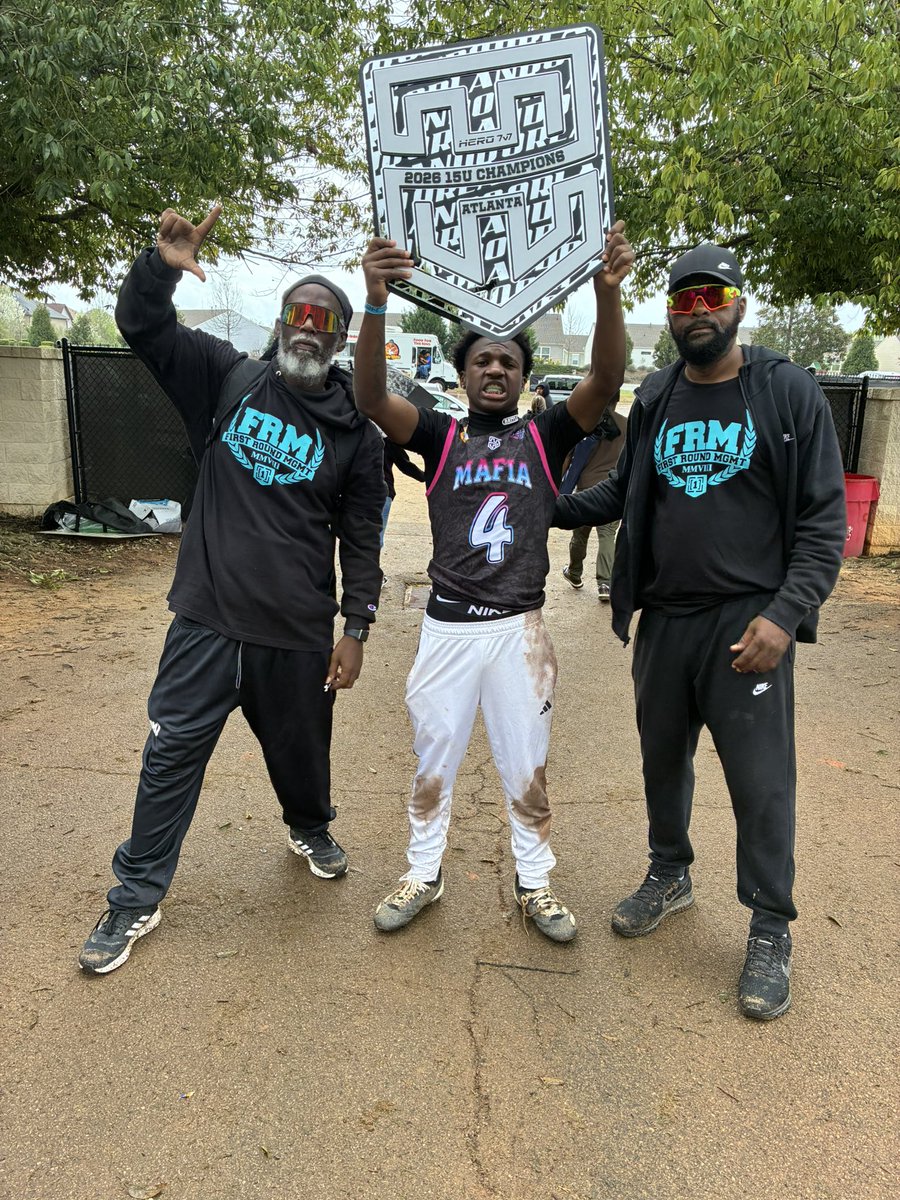 MJayjerk's tweet photo. #7v7 #Hero #Champs #DaMoBB #DaMafia #coachesLife #Georgia #Florida Takeover!!! https://t.co/GCTQGepOWH