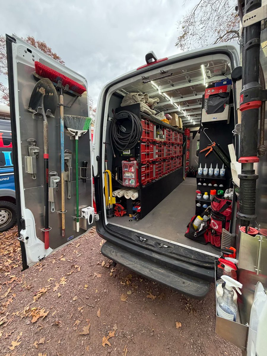 NETradeSchool's tweet image. Beautiful New #Plumber #Workvan