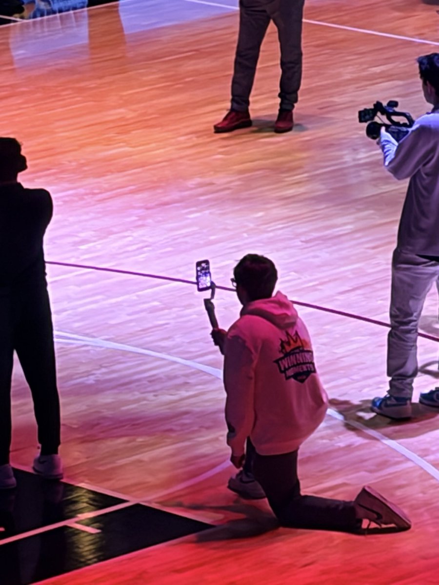 Coach Clinch tweet media