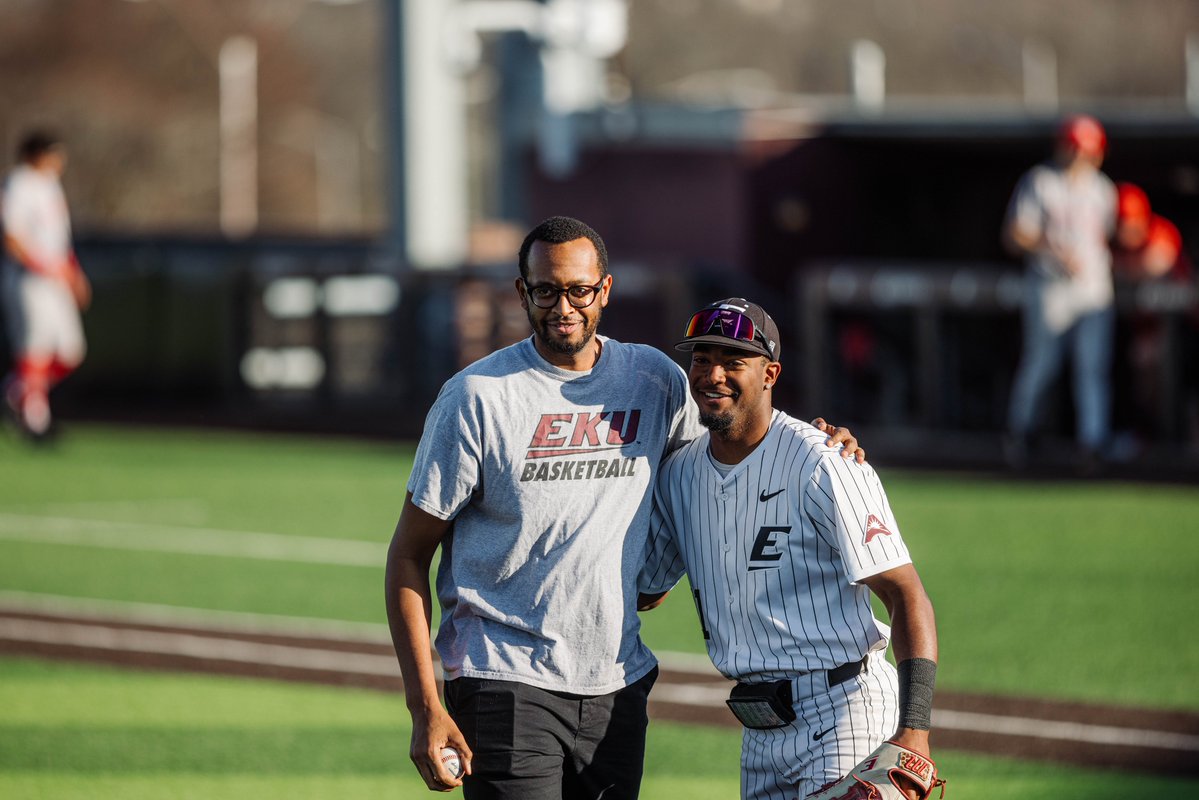 EKUHoops tweet media