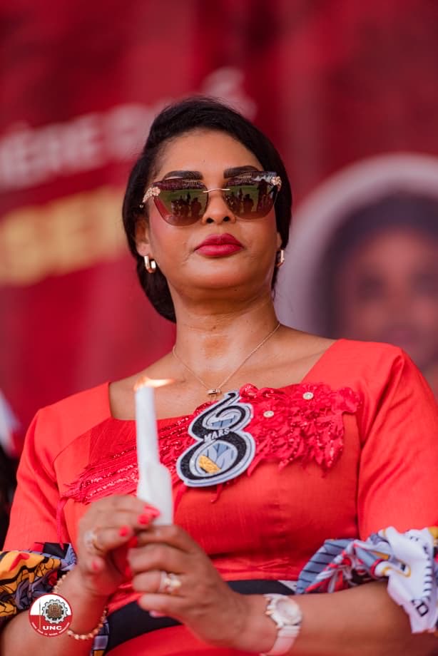 KiayimaPlacide's tweet photo. Journée internationale des droits de la femme. Placée sous le haut patronage de Madame @HamidaKamerhe, épouse du PN de l'UNC, la Fédération nationale des femmes a célébré la journée de la femme. Cette activité a connue la participation de la première dame @DeniseNyakeru. https://t.co/z4cOjtFB6L
