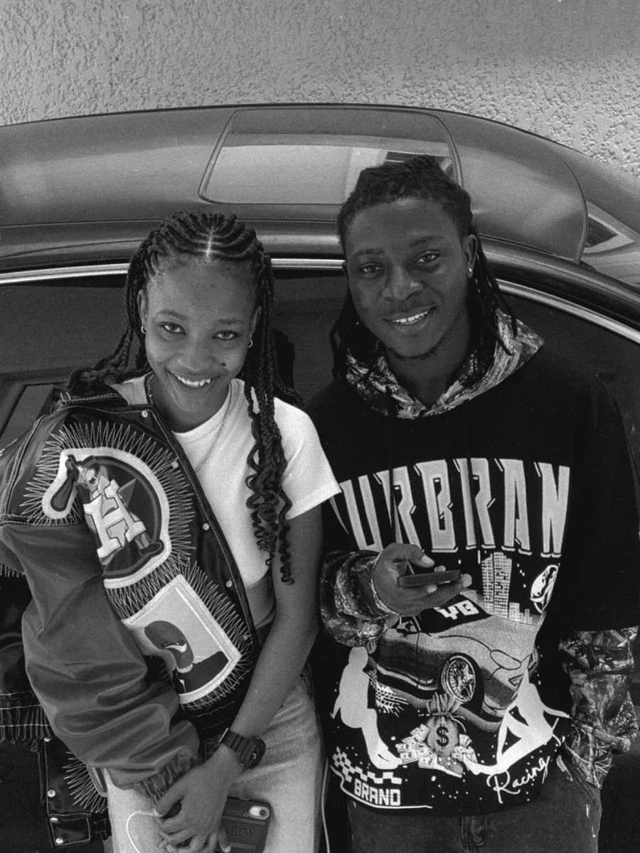 PrettyAyo tweet media