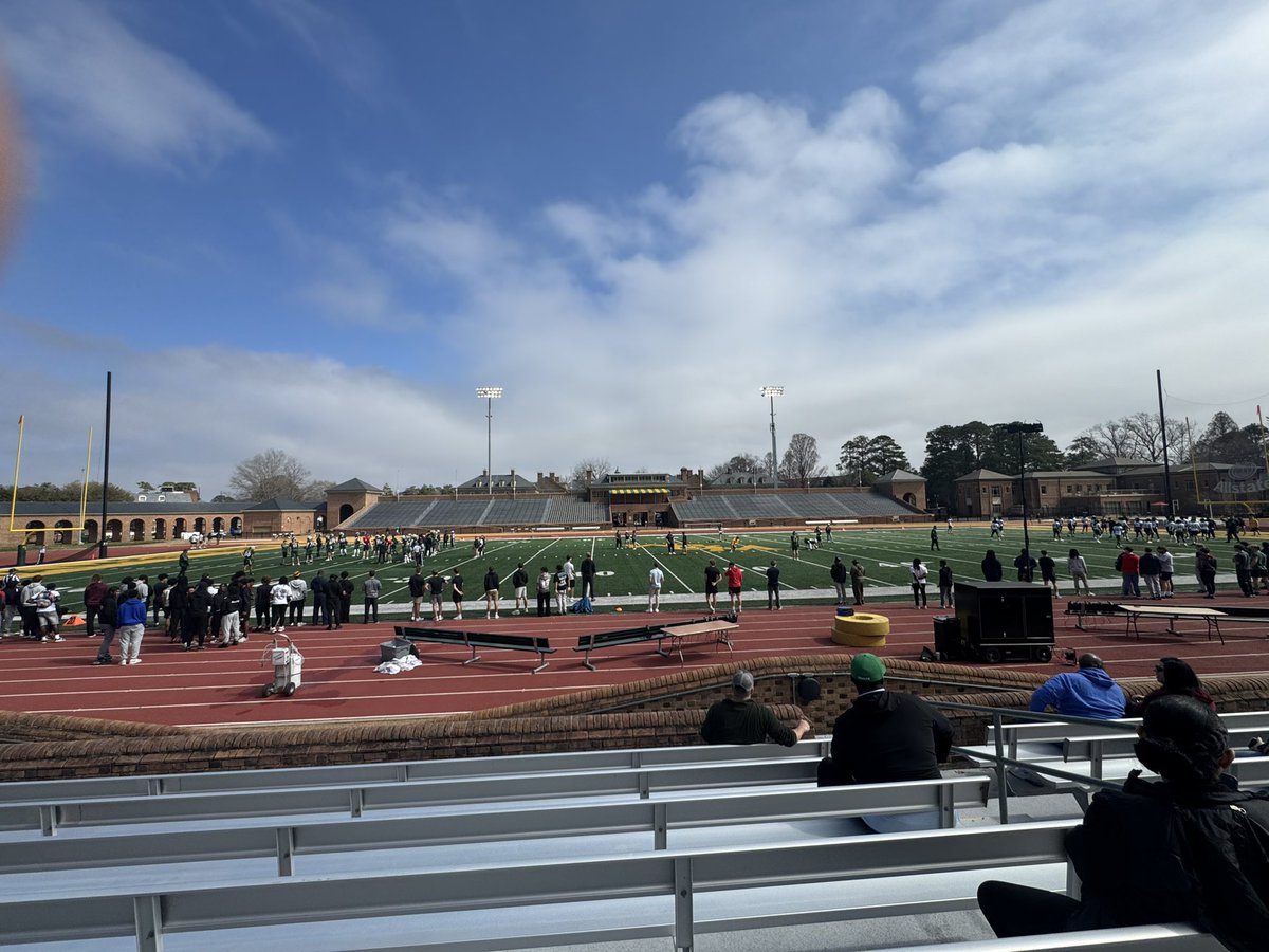 Ethan Stanford 6’2 215 2027 LB/ATH tweet media