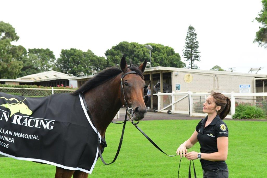 tonygollan's tweet photo. 💥TRACKSIDE WINNER OF THE WEEK 💥
Our #WinnerOfTheWeek presented by Trackside Photography is Boomelli.
Boomelli won The Darryl Gollan Memorial QTIS 2YO Hcp 1000m at Toowoomba on Saturday ridden by Georgina Cartwright & strapped by Emily Brown. https://t.co/bHf5KALebe