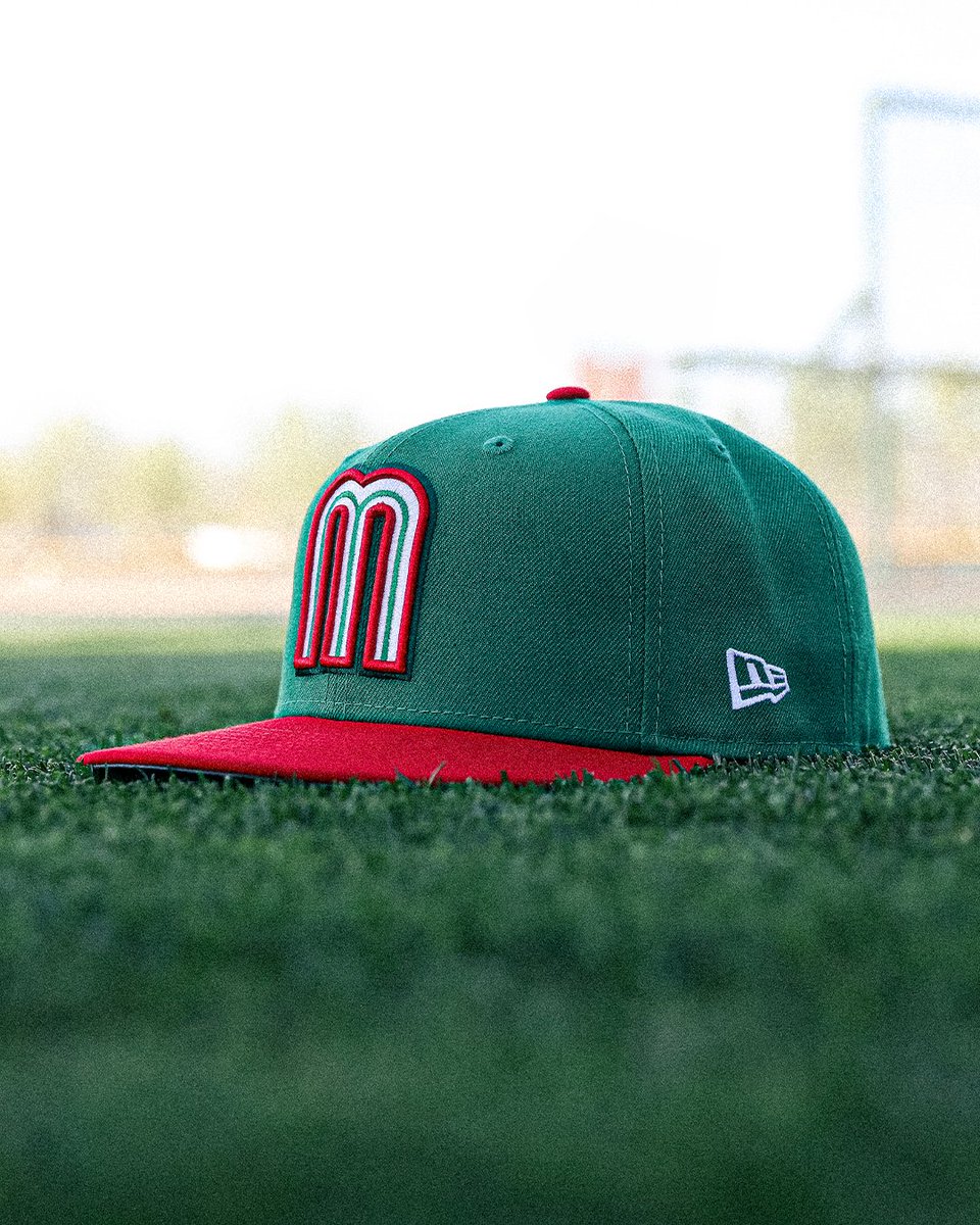 NewEraMx's tweet photo. ¡@MexicoBeis pone el nombre y la gorra de nuestro país en lo alto!🇲🇽 🧢 

Tremenda victoria de México 16-0 sobre Brasil.🥳 

Apoya a nuestra selección con la cap oficial del WBC 2026. Disponible en: https://t.co/xaMYGYKGJ2, New Era App y New Era Stores.

#NewEraMéxico https://t.co/HKUCCKZ0SU