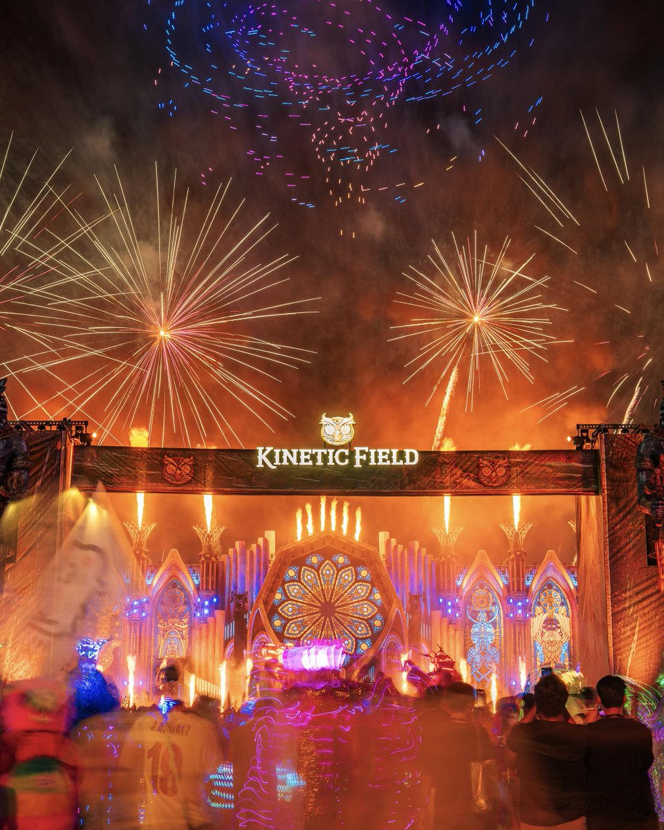 edc_thailand's tweet photo. We're SO excited to announce this year's theme of #kineticMETROPOLIS as we return Dec. 18+19+20 for the third #EDCThailand! 🥹 Early Owl Passes are back On Sale March 12 at 10.00 AM ICT / March 11 at 8pm PT.  → https://t.co/3SEa8x1szN 🇹🇭✨

#HotelEDC returns to Thailand at Angsana Laguna Phuket for another magical weekend in our immersive Home Away from Home! Packages include your choice of VIP or GA Festival Ticket, a 4-6 night stay in a room or suite decked out in EDC gear, pool parties, wellness sessions, gift bags with limited-edition merch, and much more! Explore more at https://t.co/fxIa4eitgB 🫶