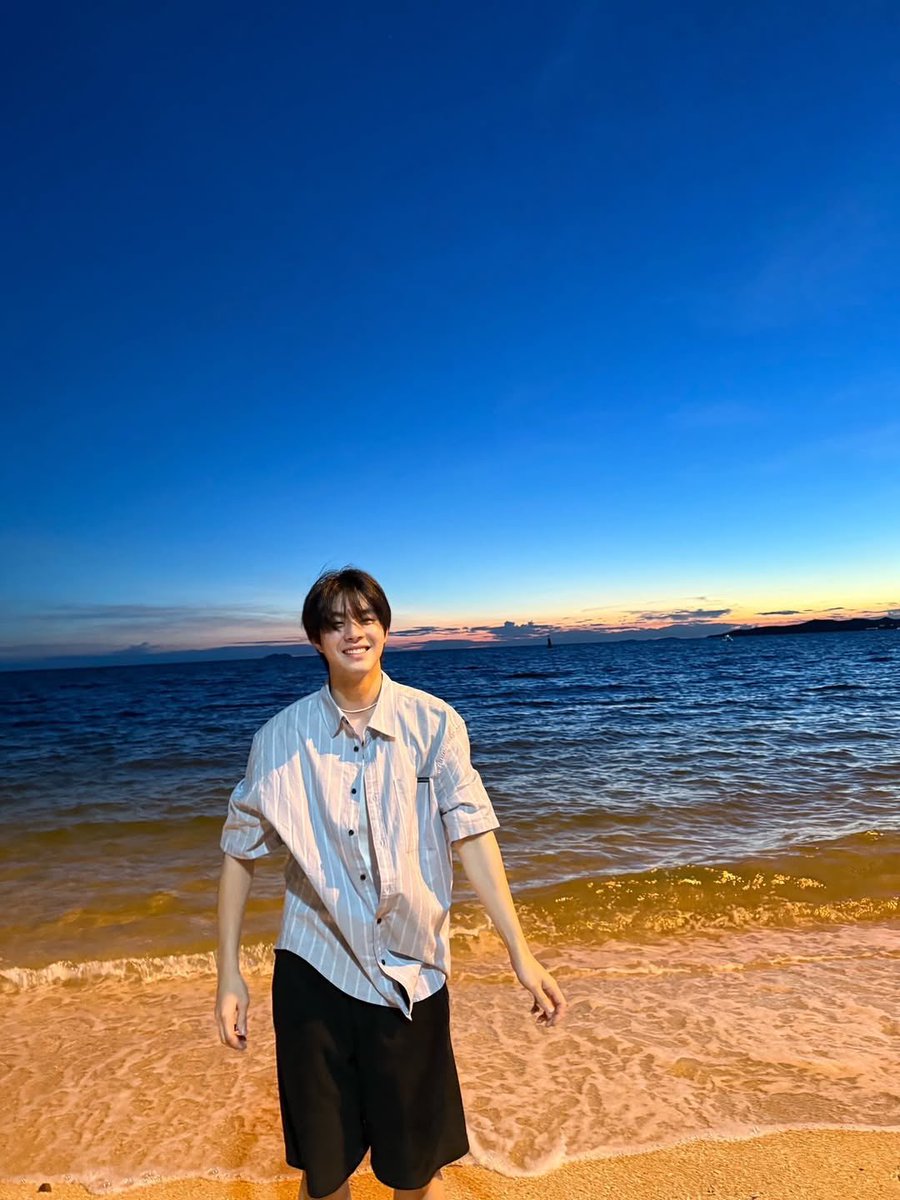 Love Every KIN of You! tweet media