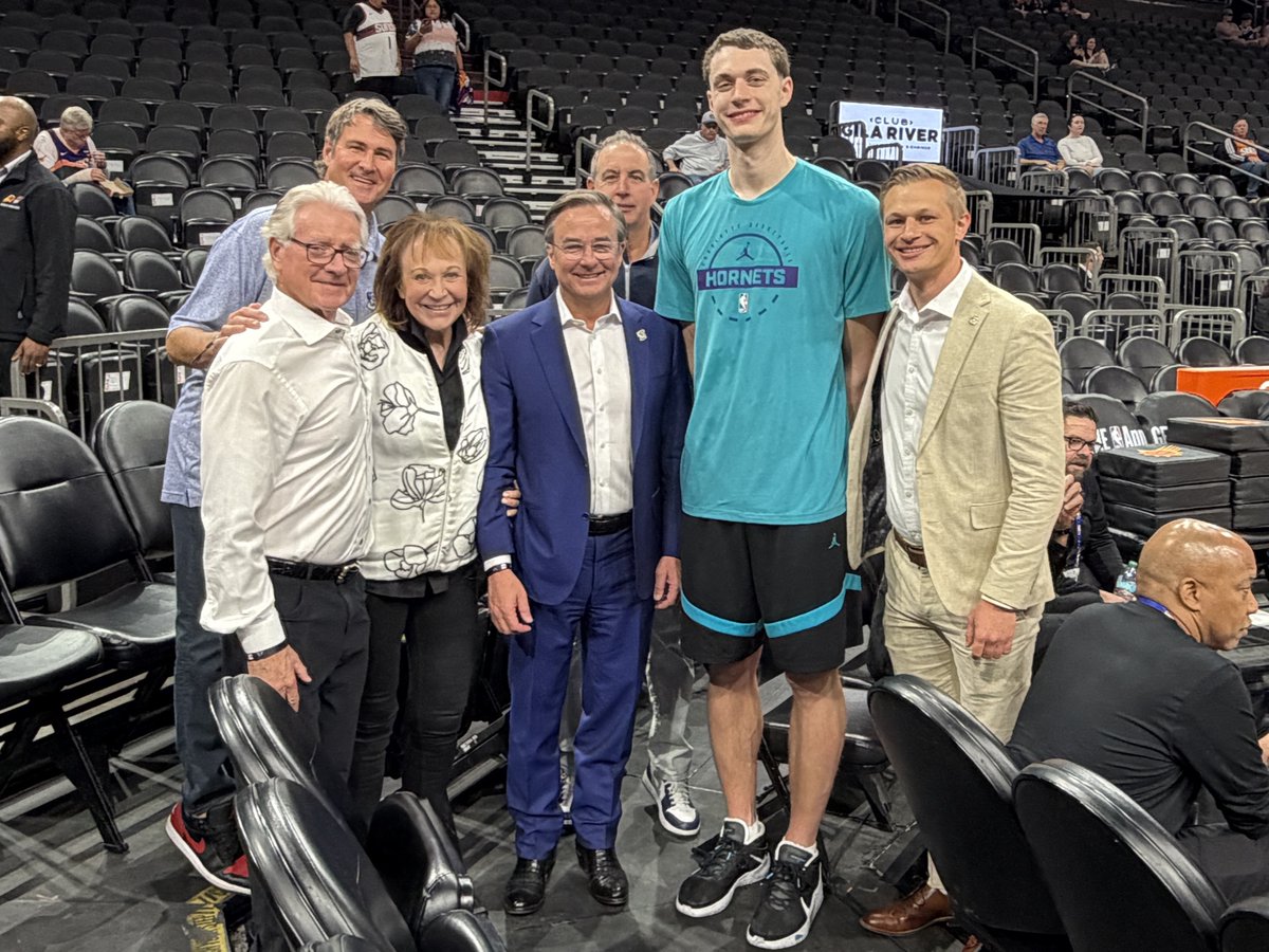 Rev. Daniel S. Hendrickson, SJ, PhD tweet media