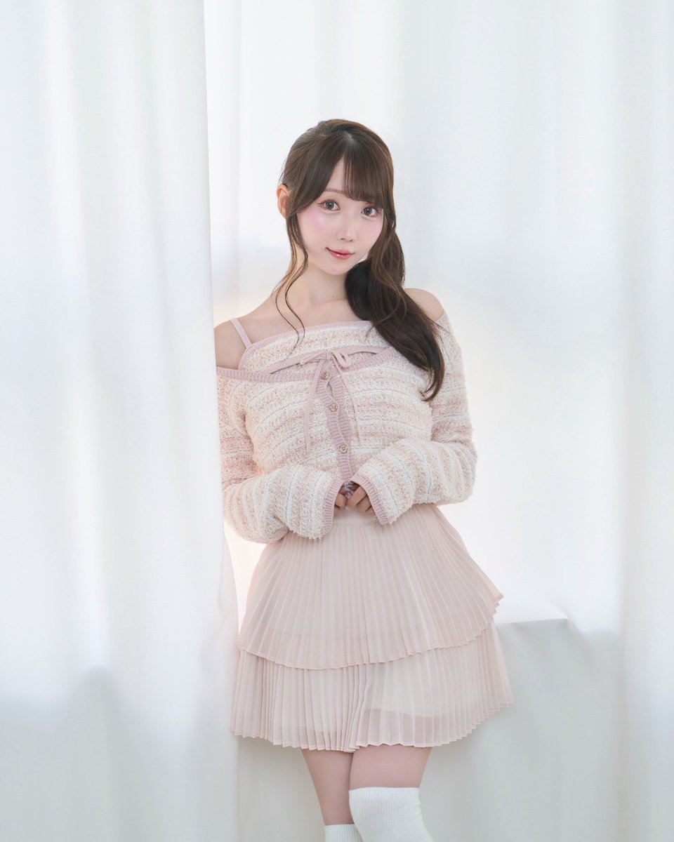 Rosé Muse tweet media