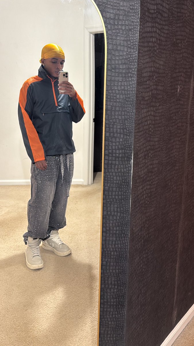 _tduke's tweet photo. lil fit pic https://t.co/jGIeOSLm6K