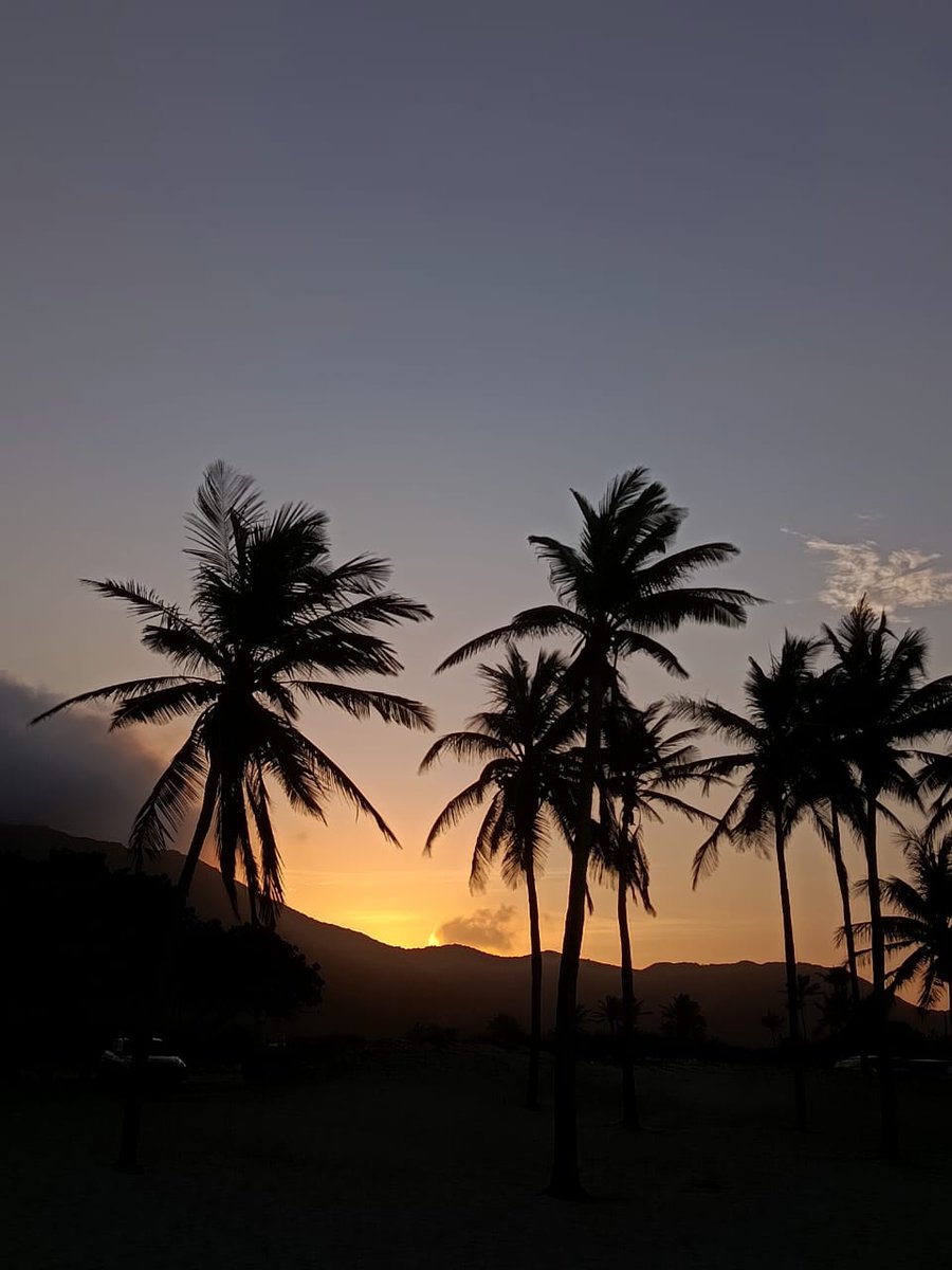 Los paisajes de mi Patria lo son todo. 

No te cambio por nada del mundo, mi Patria Querida. 

#08Mar
#Venezuela