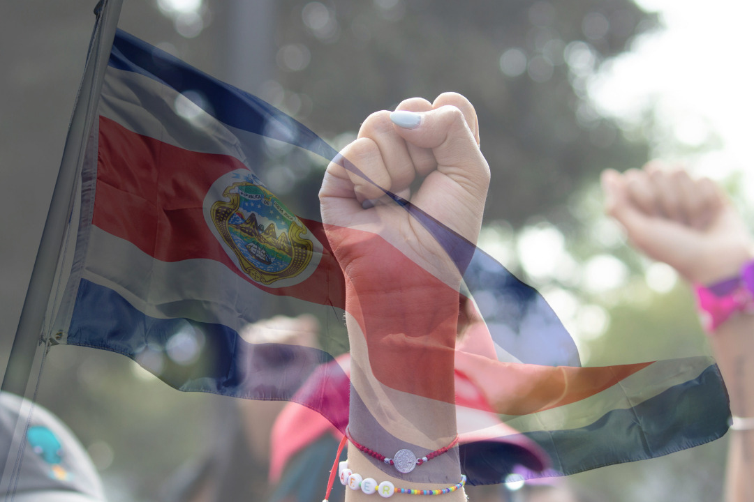 HBSsansalvador's tweet photo. ¿#CostaRica, la nueva ‘pura vida’ del populismo conservador?

Cuando los derechos reproductivos retroceden, la democracia ya está en disputa.

Te invitamos a leer el artículo completo de Liliana Caballero de #IPAS 👇🏽👇🏽👇🏽

https://t.co/E5EObLghQL

#Democracia #DerechosHumanos #8m https://t.co/r477DNTMk1