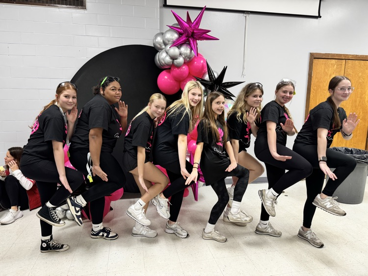 Greendale Middle tweet media