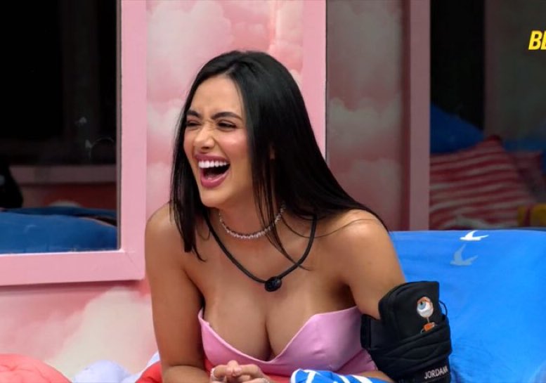 Kevilyncosta's tweet photo. Nunca que eu vou desistir dela, nunca. A gente pode morrer, mas vamos morrer atirando. Lutaremos por ela até o último segundo. 
#BBB26 https://t.co/dLlLNaxtmj