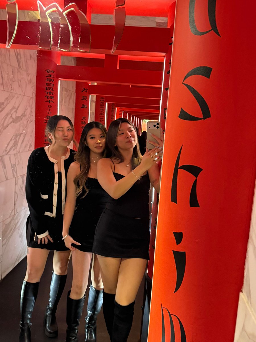 Angie🌸 tweet media