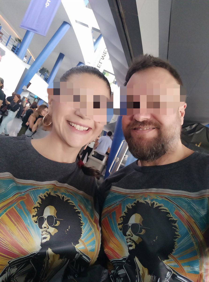 Libby & Carlo tweet media