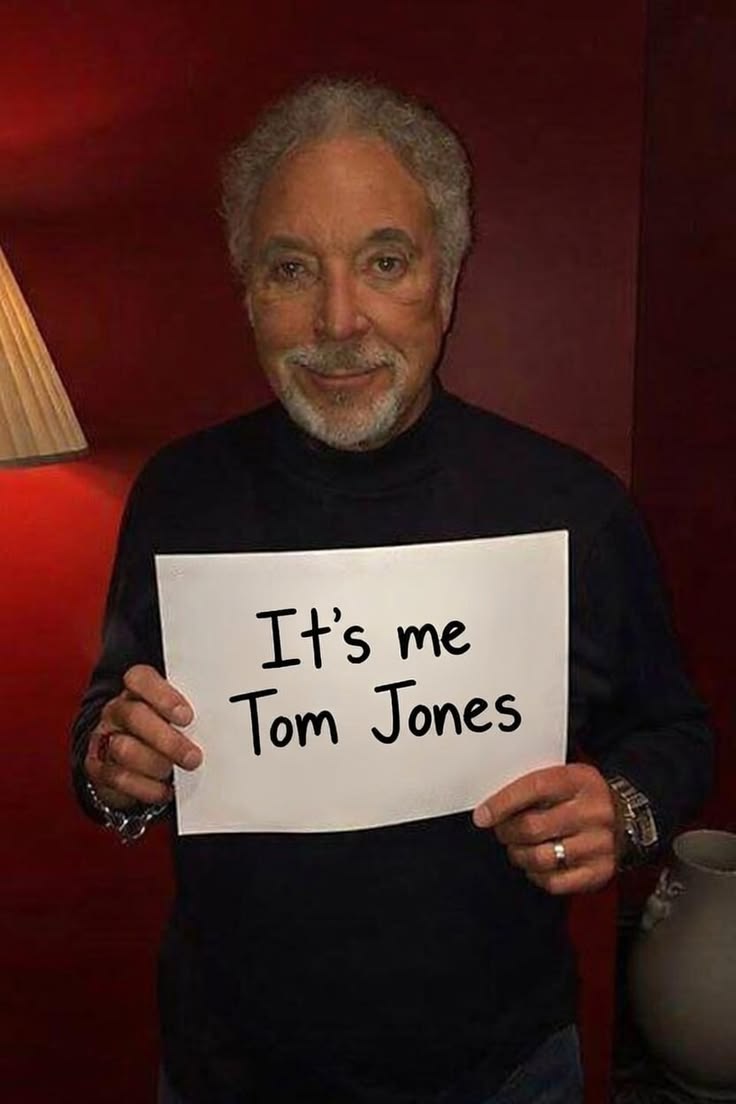 TomJone9131's tweet photo. Waiting for your 🌹 🌹 reply... https://t.co/l8C6Phz6o8
