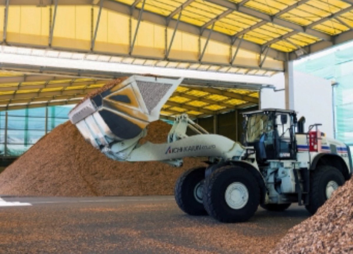AIL_Biomass2024's tweet photo. バイオマスビジネスを加速させるには、安定した「物流」が鍵となります。🔑 AILサービスでは、木質ペレットやPKSなどの輸送実績に基づき、効率的な運搬サービス等に関わる物流のコツをご提案できます。現場のリアルなお悩み、ぜひ展示会のブース等でお気軽にお聞かせください！💫 https://t.co/6xQnZXplMt