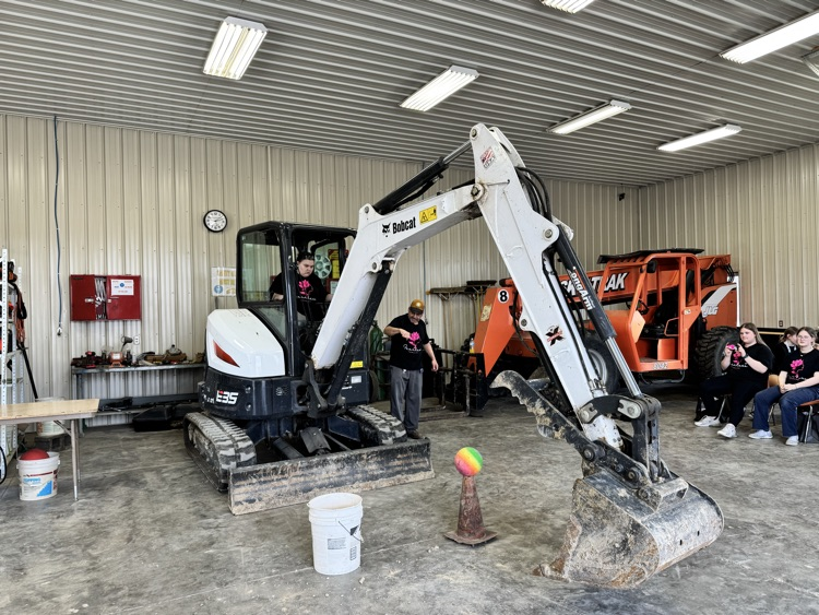 Greendale Middle tweet media