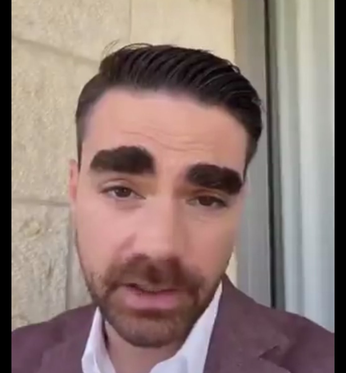 Bugle.News 📯 tweet media