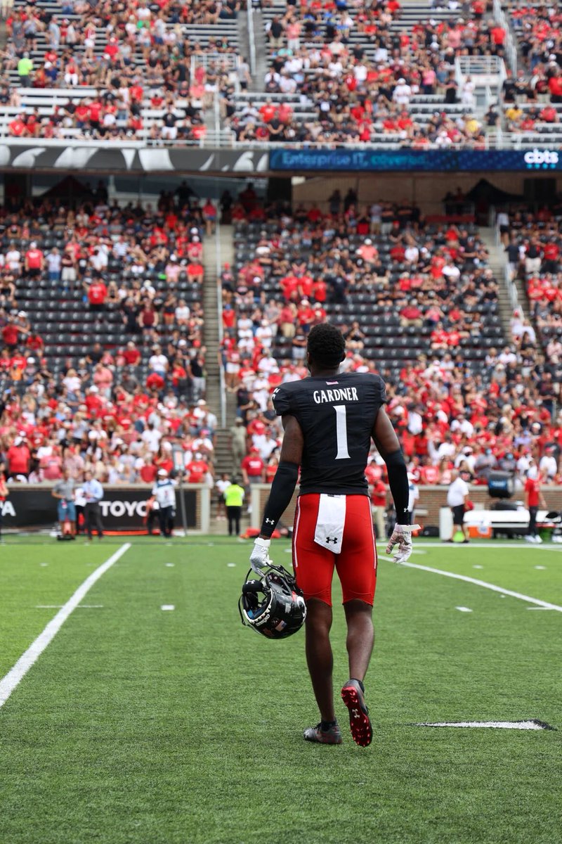 Darrius White tweet media