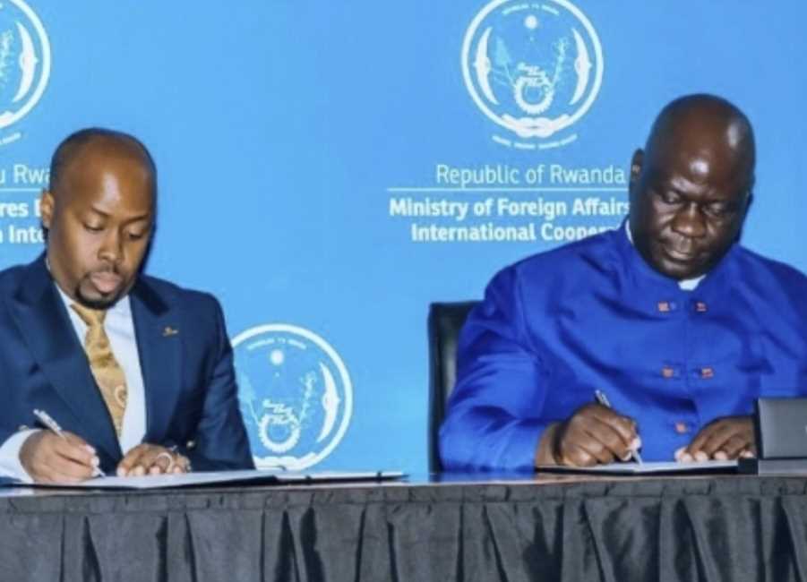 zimbabwewriter's tweet photo. Zimbabwe, Rwanda & Congo-Brazzaville sign Mutual Recognition Agreement: products certified in one country accepted in the others, easing trade.
Read more: https://t.co/WWFBxpZ2sv
#AfricaTrade #MutualRecognition #Zimbabwe #Rwanda #CongoBrazzaville #ACFTA https://t.co/zYLlV8j7CV
