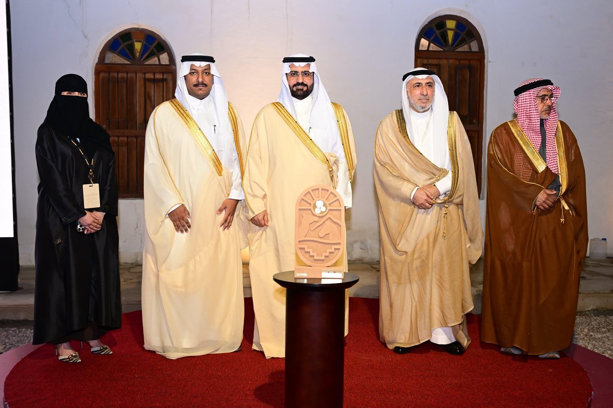 غرفة الأحساء tweet media