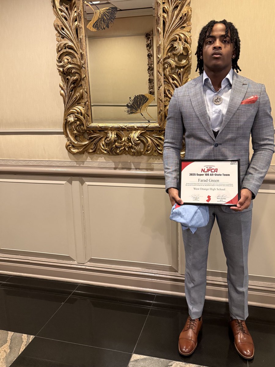 3⭐️ Farad “The Machine” Green Jr tweet media