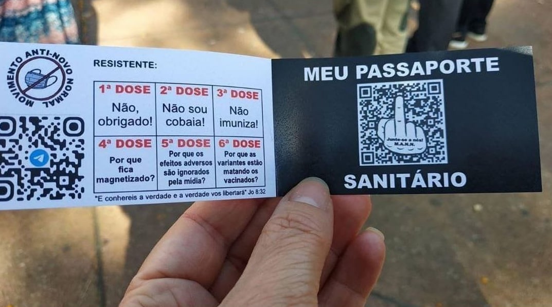 bielconn's tweet photo. Hoje fazem 6 anos que a pandemia de covid-19 estourou, 6 FUCKING ANOS se passaram que parece que foi ontem.. 

Graças ao tratamento precoce que o meu tio não teve acesso pois preferiu acreditar na Globo e acabou não resistindo quando pegou o vírus, eu consegui me curar rapidamente do covid, só tive sequelas permanentes de esquecimento, branco em palavras fáceis, e uma perca de olfato por 1 ano, mas nem doente eu fico mais, bizarro, nem gripe há 6 anos.. eu vivia gripado antes da pandemia.. 

Ah, mas a parte principal e o segredo pra essa minha imunidade a doenças: sem nenhuma dose da vacina, desisti da faculdade presencial de física na época mas não me arrisquei a colocar uma gota sequer no meu sangue, eu fui atrás de muita informação nesses últimos anos, informação direto da fonte, dos cientistas americanos e asiáticos que foram contra o que a falsa ciência queria empurrar para eles e para nós.. enfim, a verdade dói, mas ela liberta, obrigado Bolsonaro por isso, nisso serei eternamente grato  🫶🇧🇷