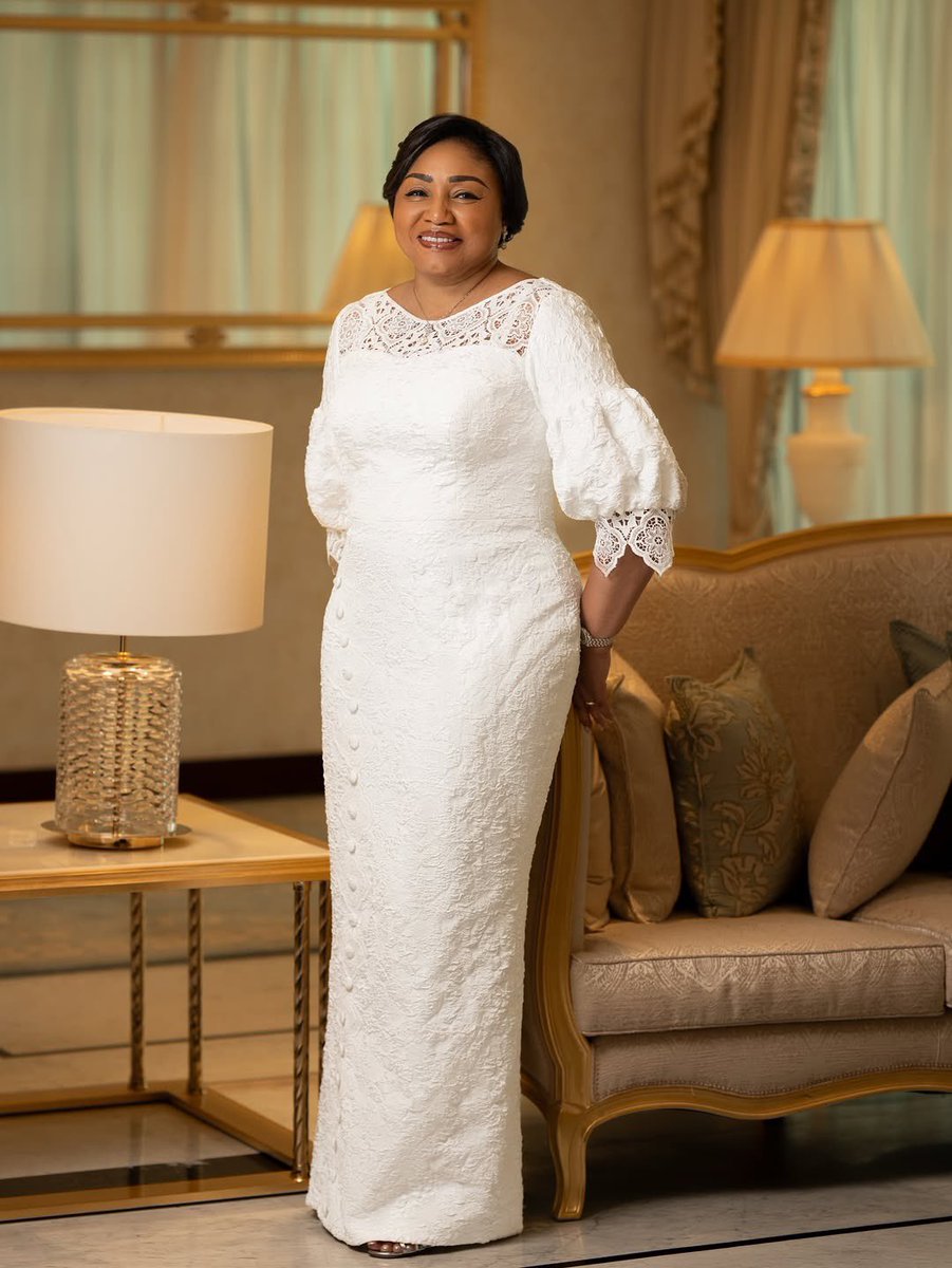 BuzzDujour5's tweet photo. Heureux anniversaire à la Première dame de la République démocratique du Congo 🇨🇩 mum @DeniseNyakeru Tshisekedi https://t.co/or6RL59qJ0