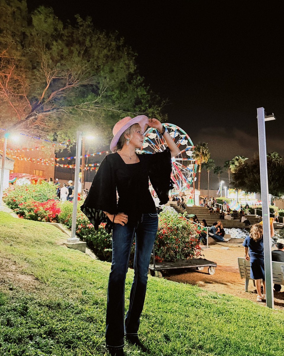 Michelle H. tweet media