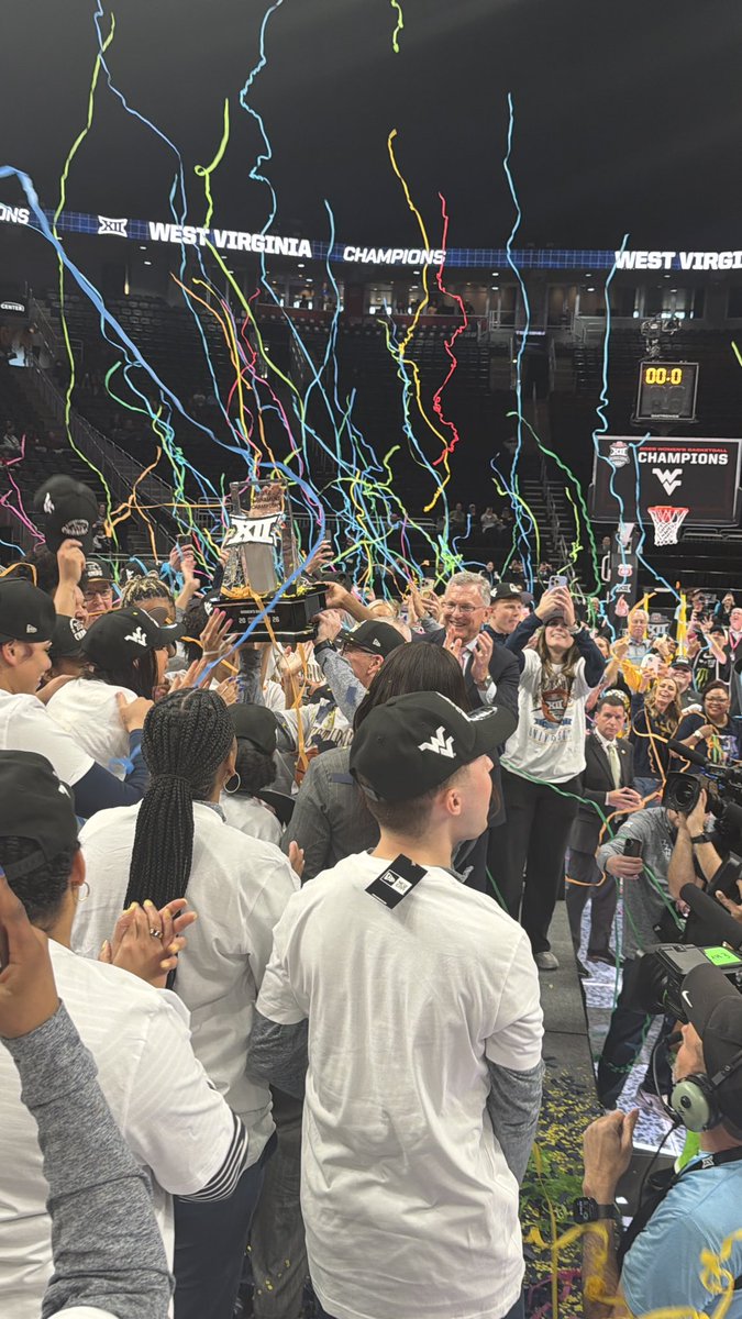 Wren Baker tweet media