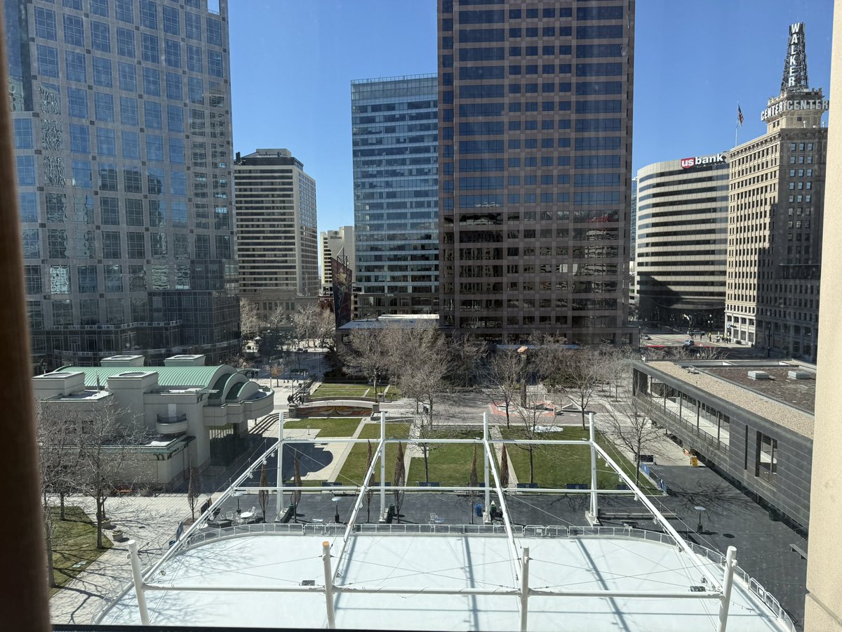 sallyndiks's tweet image. The best part of a PhD academic journey is conference travelling😁
#Geocongress2026🇺🇸
 #SaltLakeCity #UTAH