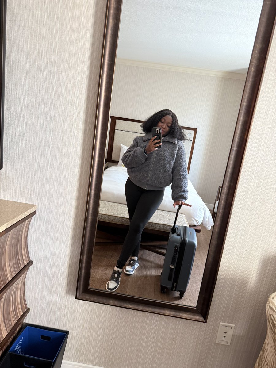 sallyndiks's tweet image. The best part of a PhD academic journey is conference travelling😁
#Geocongress2026🇺🇸
 #SaltLakeCity #UTAH