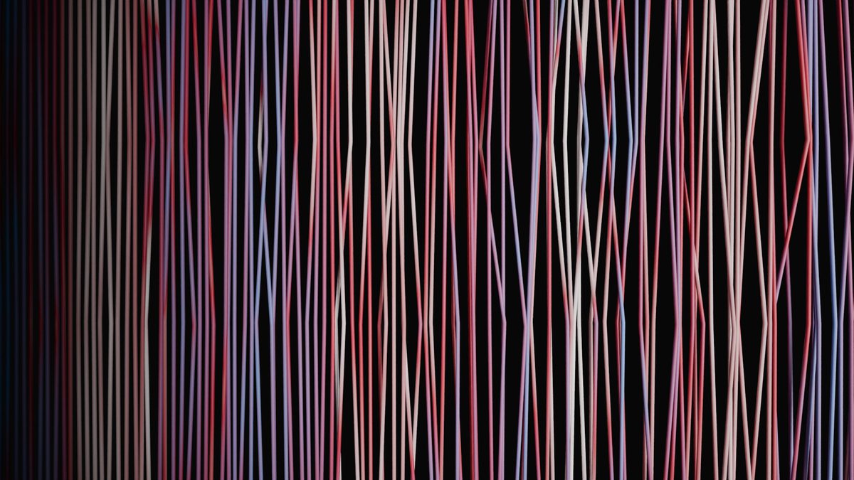 Sciencegirllife's tweet photo. New Strings!
This is Mesh to Curve, noise- based in blender 4.1. 
#blenderart #blender3d https://t.co/YY76NAhzcx