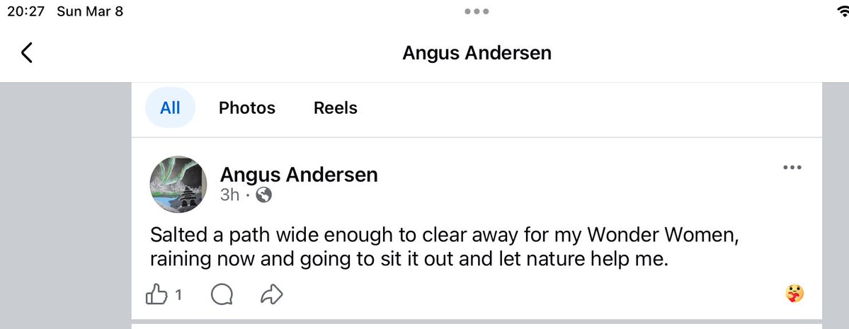 BlondeInTuscany tweet media