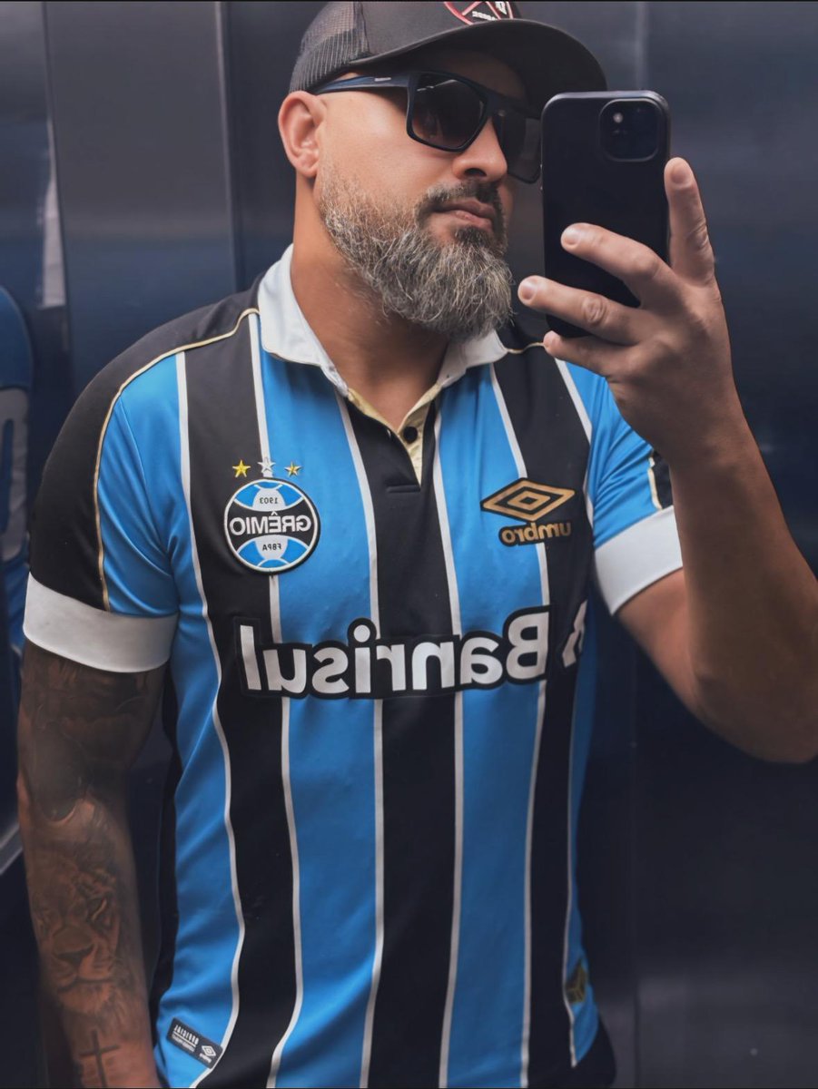 fabiorb1903's tweet photo. Mais um 🏆 @Gremio https://t.co/ba3r9vItIj